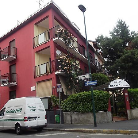 Hotel Renato セスト・サン・ジョヴァンニ エクステリア 写真