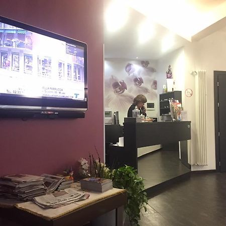 Hotel Renato セスト・サン・ジョヴァンニ エクステリア 写真